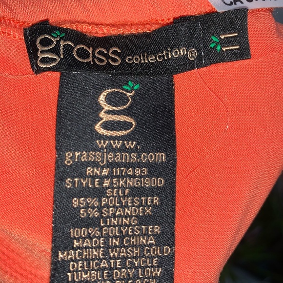 Grass Dress - Picture 3 of 3